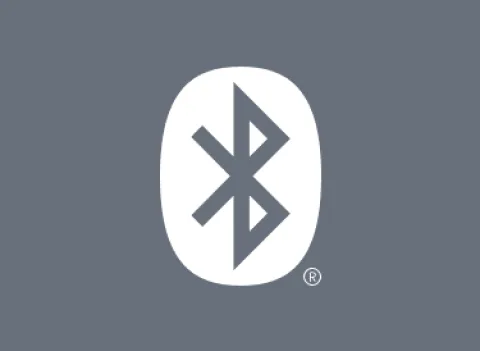 Bluetooth®, USB sticks, camera cards